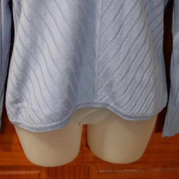 Banana Republic Light Blue Italian Merino Wool V-Neck Pullover Sweater Large - Picture 4 of 12
